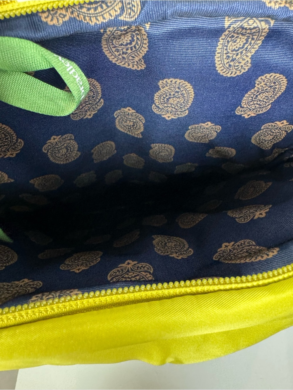 Vera Bradley Chancery Backpack in Garden Olive Color Nylon NEW - Picture 6 of 13